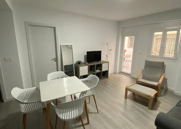 3 Rooms Con Terraza Junto A Monte Victoria
