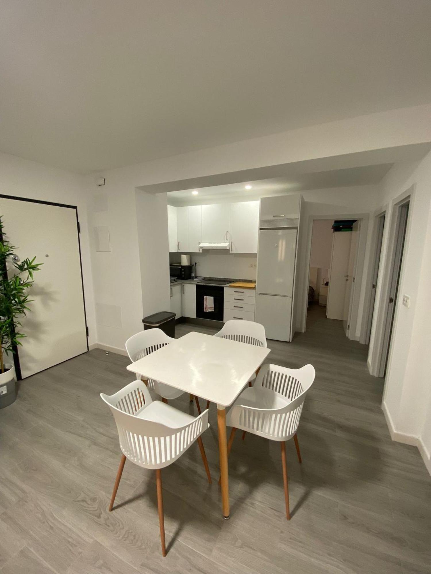3 Con Terraza Junto A Monte Victoria Apartamento Málaga