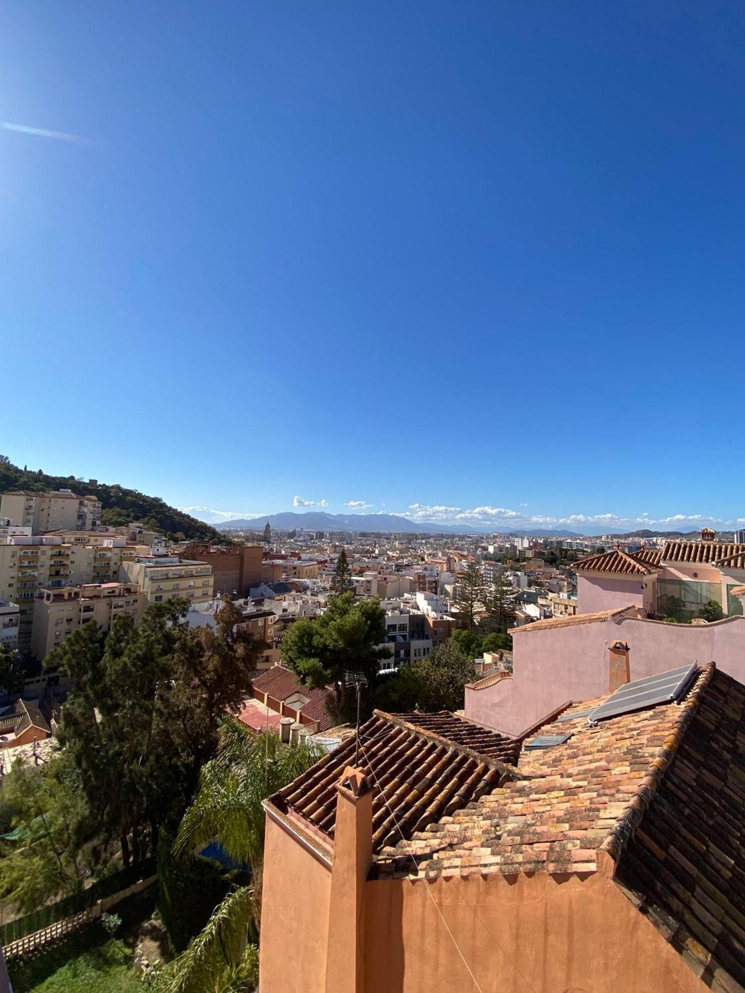 3 Con Terraza Junto A Monte Victoria Apartamento